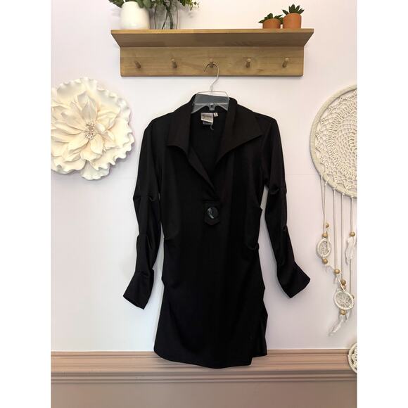 Finley Black VNeck Tunic Size Small - Picture 1 of 7